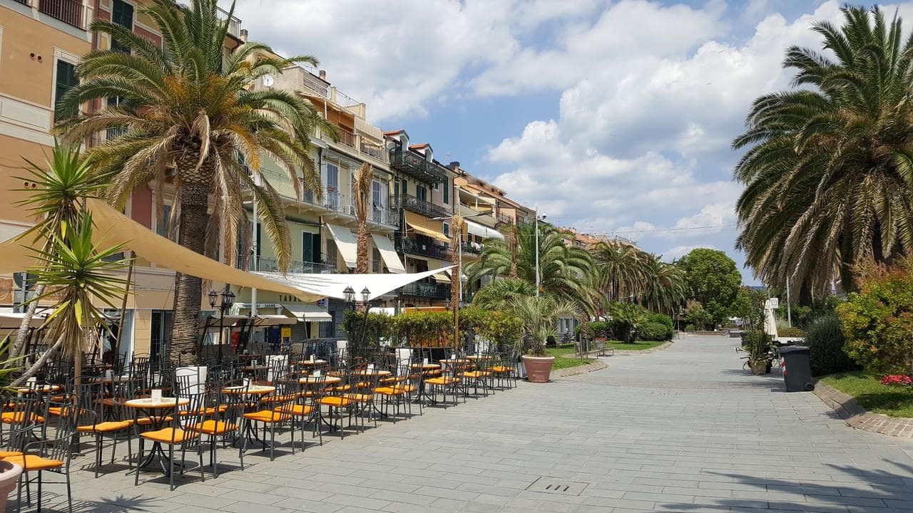 Badplaats, Loano, Ligurie, Italie