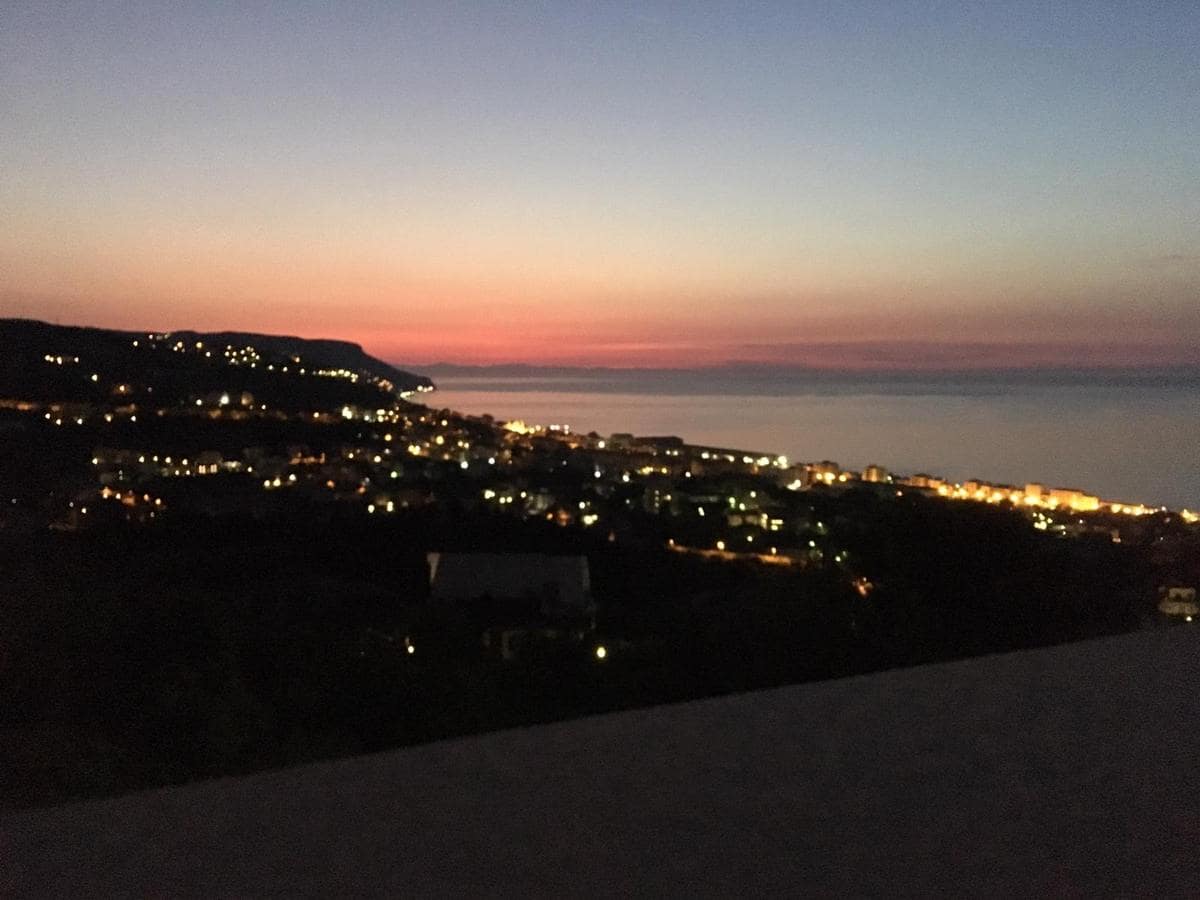 Pietra Ligure, bloemenriviera, Italië Pietra Ligure, bloemenriviera, Italië
