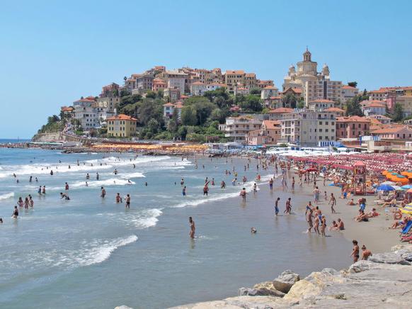 strand Imperia, bloemenrivièra, Italië 