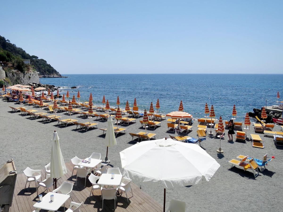 strand Moneglia, Ligurië, Italië 