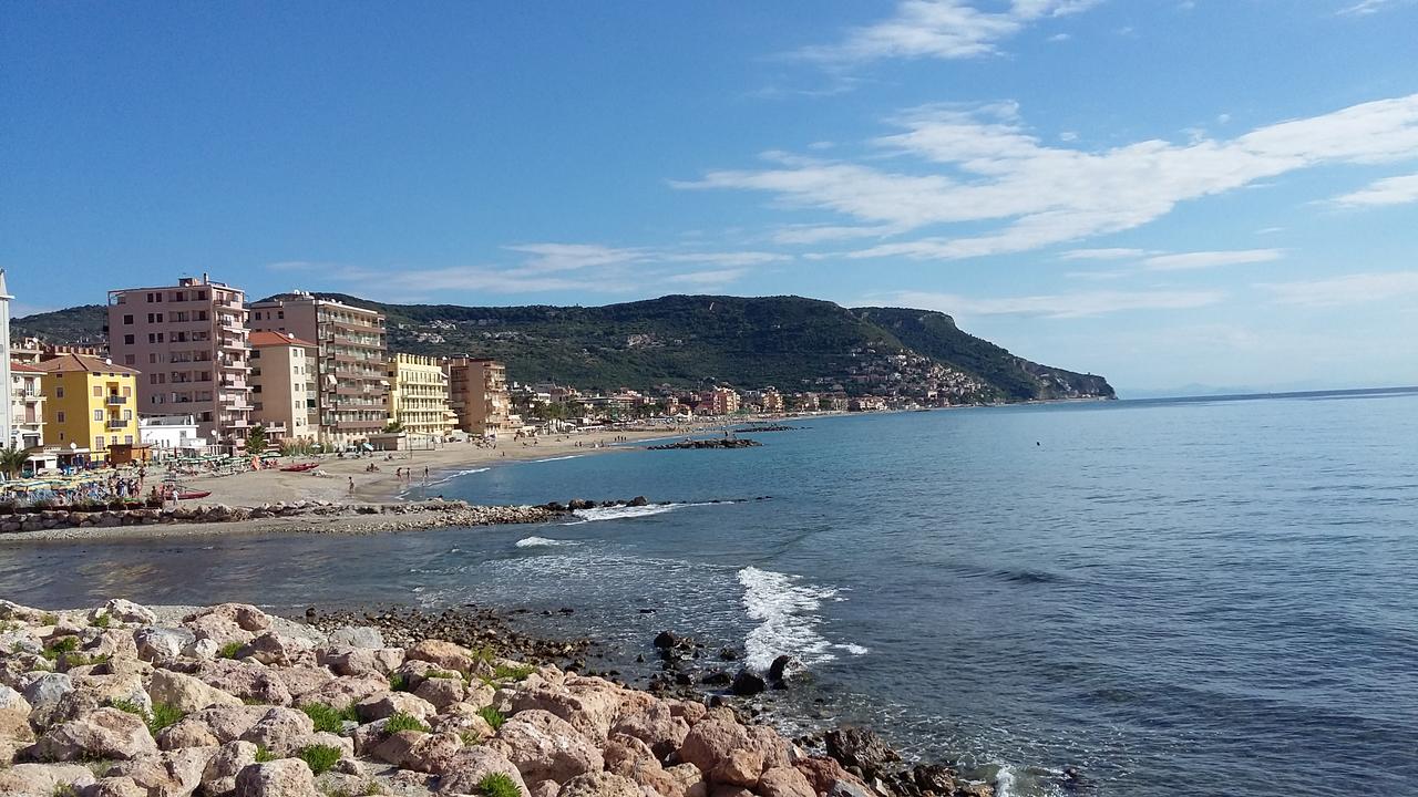 Pietra Ligure, bloemenriviera, Italie 