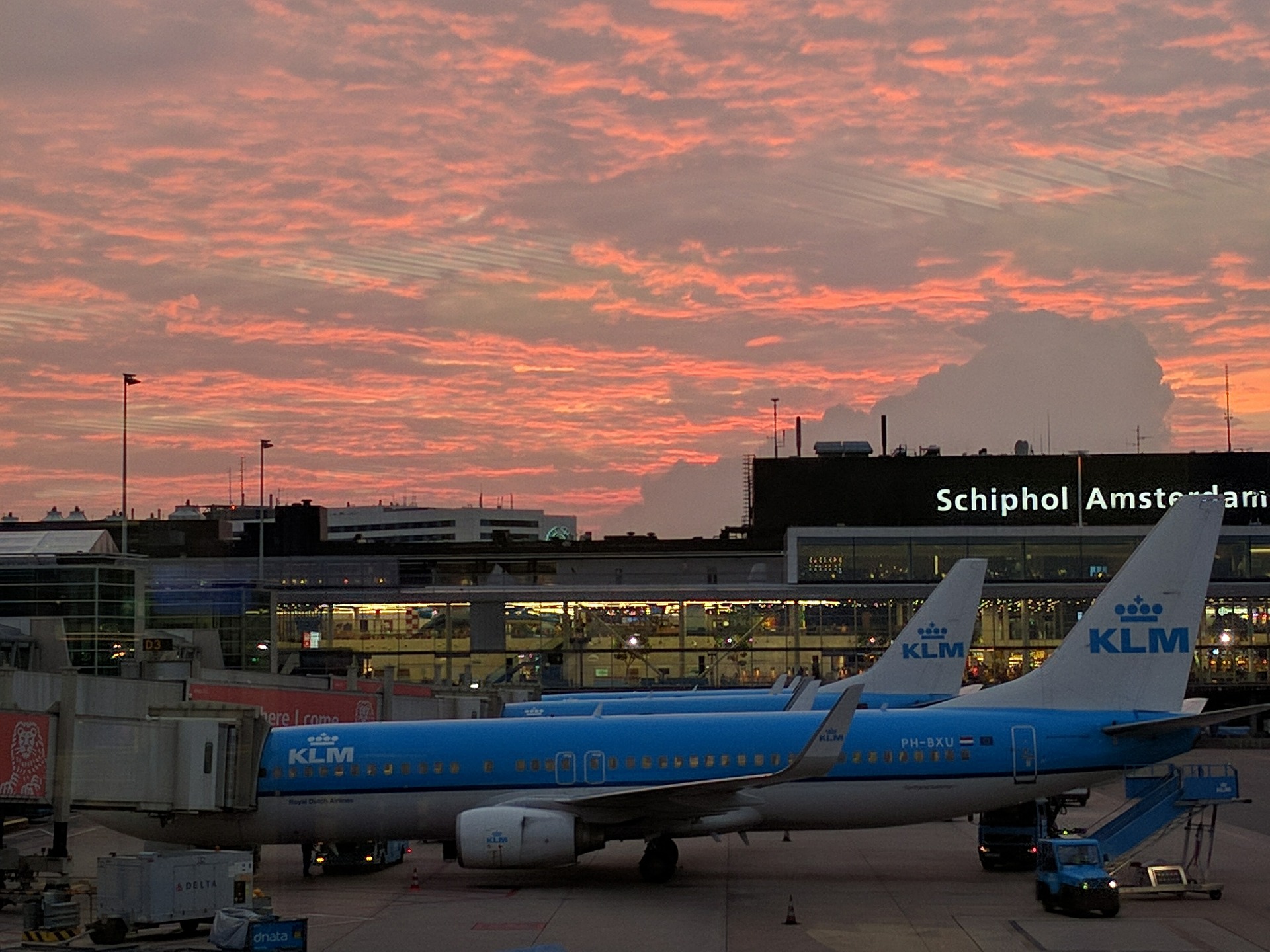 goedkoop parkeren Schiphol luchthaven