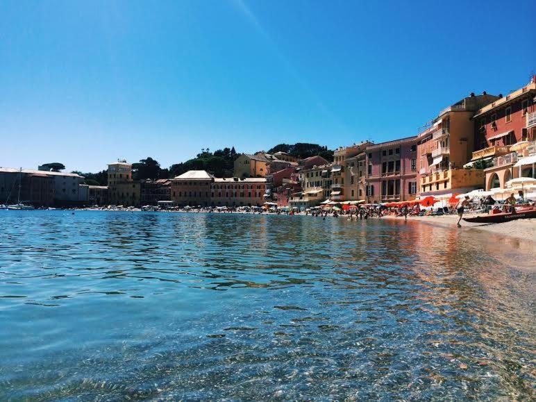 Sestri Levante, bloemenrivièra, Italië