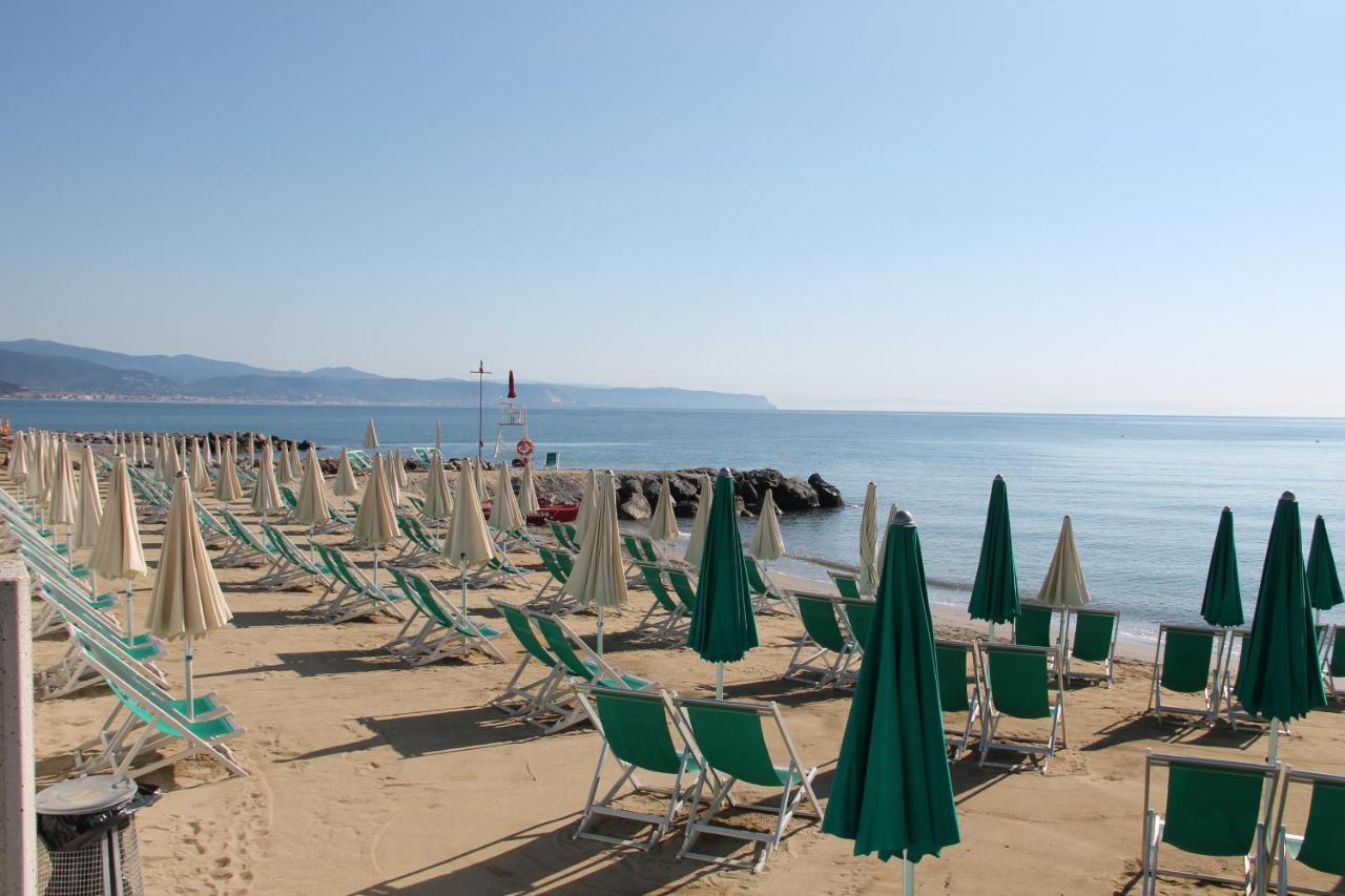 Strand Albenga, Italië 