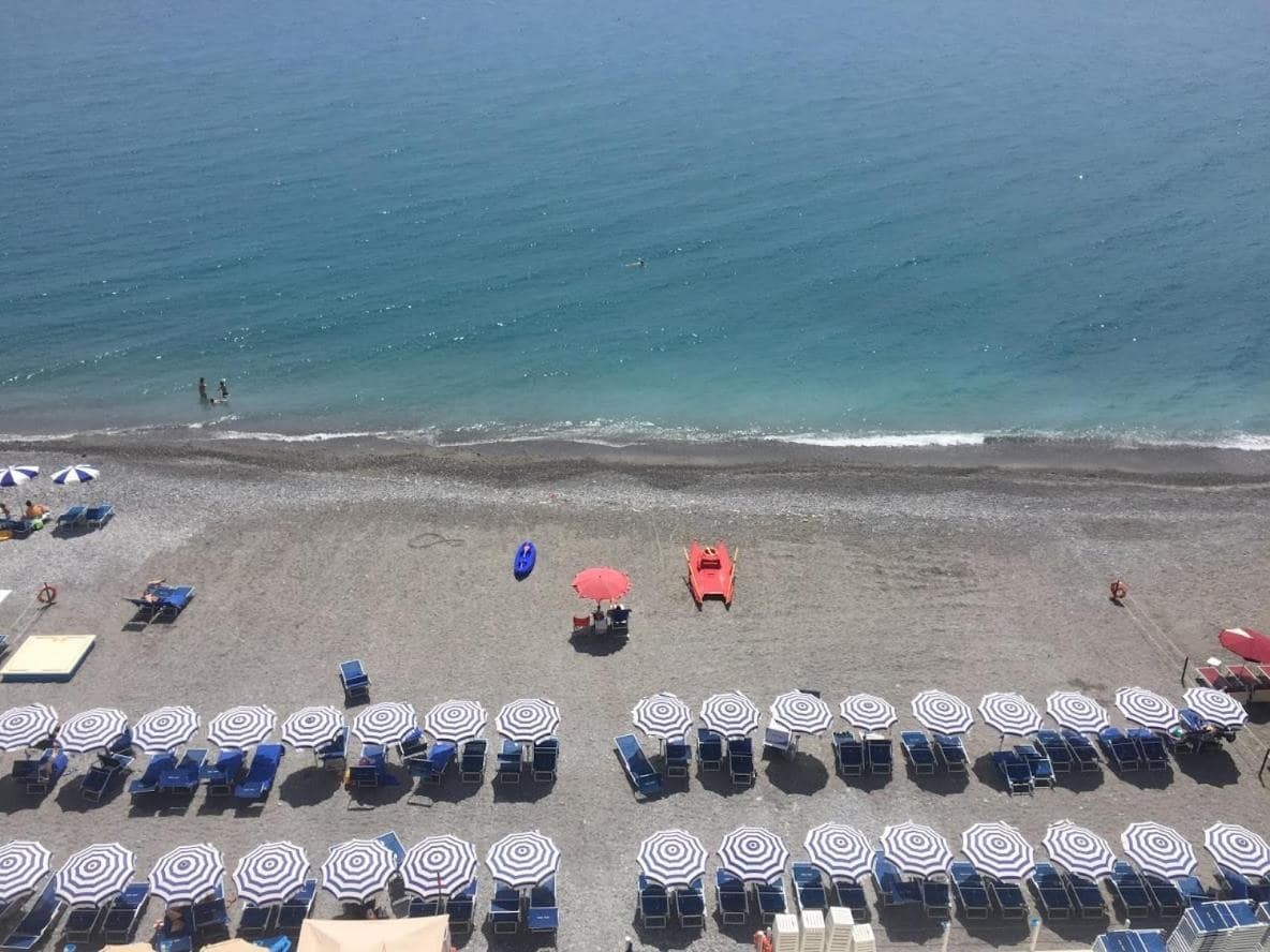 Strand Bordighera, bloemenriviera, Italië