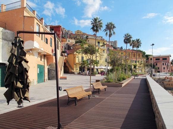 boulevard Imperia, bloemenriviera, Italië