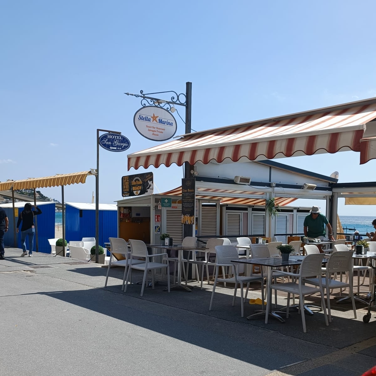 strandtent Alassio, Italiaanse bloemenriviera